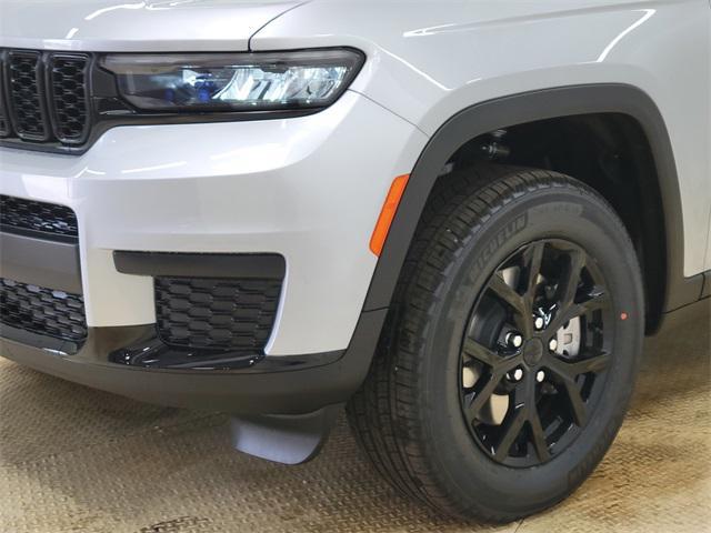 new 2025 Jeep Grand Cherokee L car, priced at $43,579