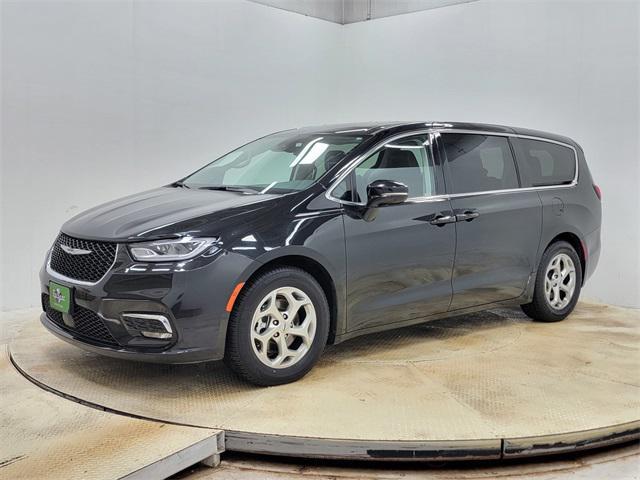 used 2024 Chrysler Pacifica car, priced at $34,990