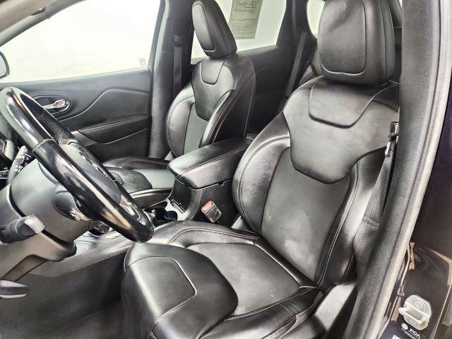 used 2021 Jeep Cherokee car, priced at $18,995