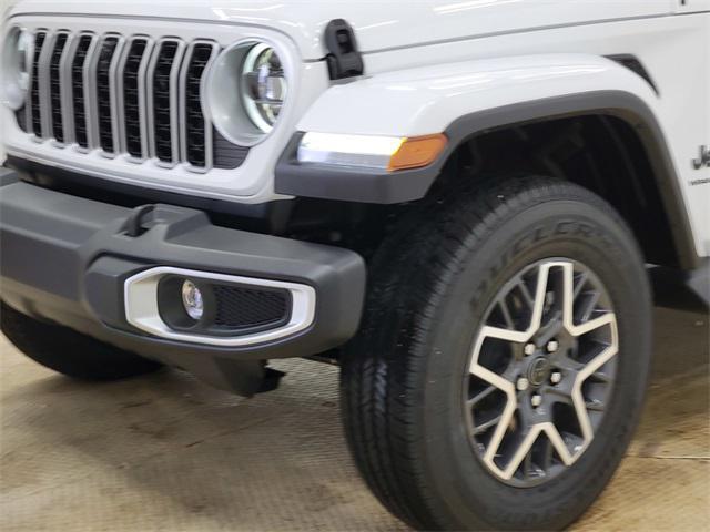 new 2025 Jeep Wrangler car, priced at $48,711