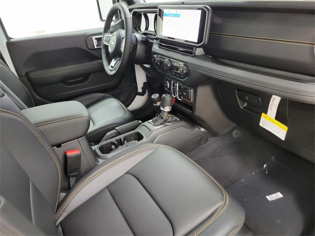new 2025 Jeep Wrangler car, priced at $48,711