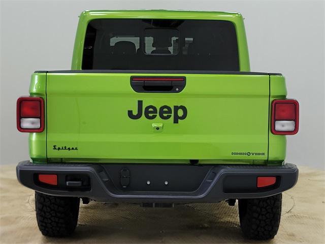 new 2025 Jeep Gladiator car, priced at $43,990