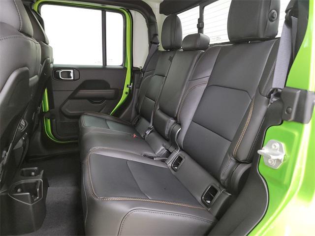 new 2025 Jeep Gladiator car, priced at $43,990