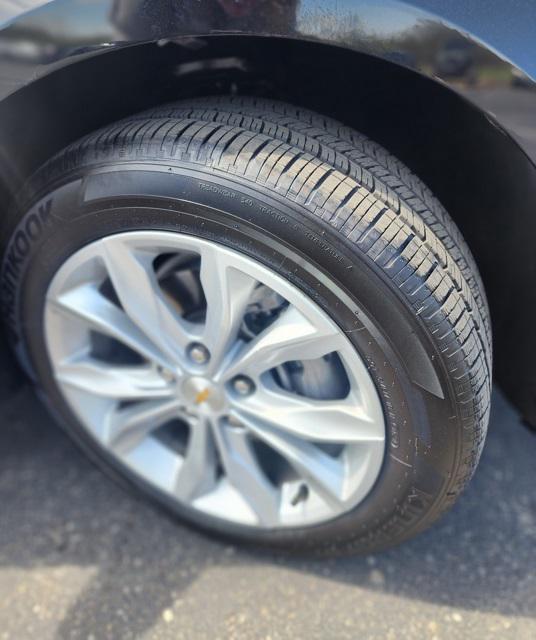 used 2025 Chevrolet Malibu car, priced at $26,500