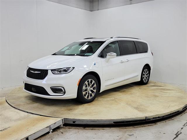used 2024 Chrysler Pacifica car, priced at $41,650