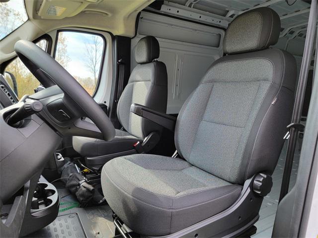 new 2025 Ram ProMaster 2500 car, priced at $47,990