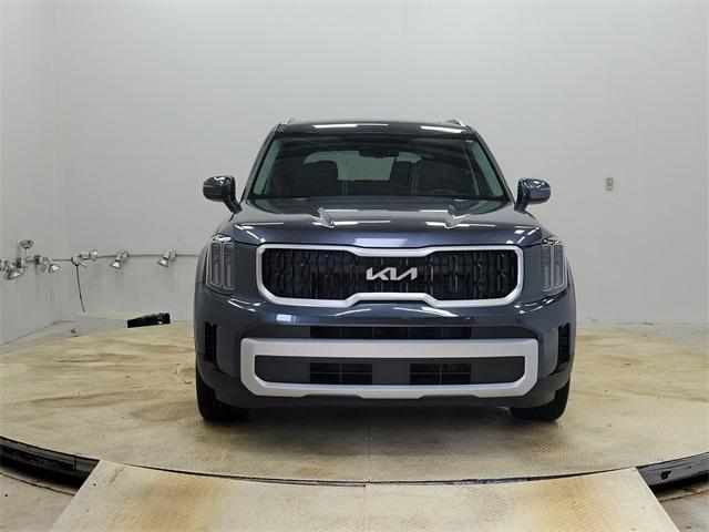 used 2024 Kia Telluride car, priced at $37,500