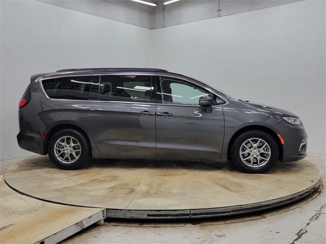 used 2021 Chrysler Pacifica car, priced at $20,995