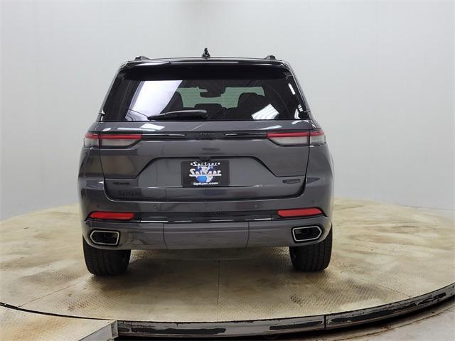 new 2025 Jeep Grand Cherokee car, priced at $59,990