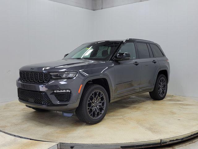 new 2025 Jeep Grand Cherokee car, priced at $56,990