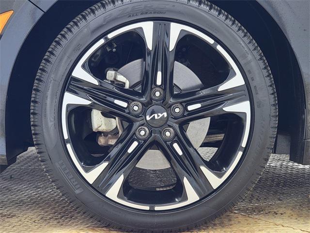 used 2024 Kia K5 car, priced at $26,500
