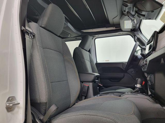 new 2025 Jeep Wrangler car, priced at $40,363