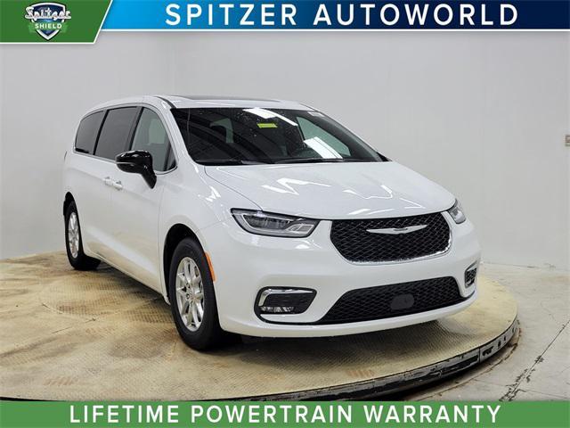 new 2025 Chrysler Pacifica car, priced at $42,990