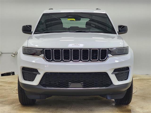 new 2025 Jeep Grand Cherokee car, priced at $37,343