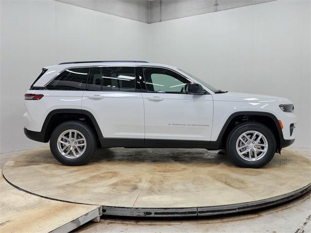 new 2025 Jeep Grand Cherokee car, priced at $37,343