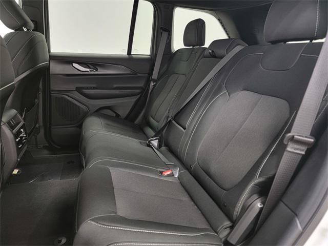new 2025 Jeep Grand Cherokee car, priced at $37,343