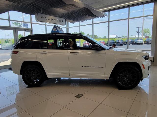 new 2025 Jeep Grand Cherokee car, priced at $61,990