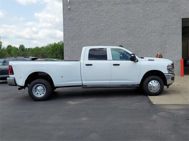 new 2025 Ram 3500 car, priced at $52,863