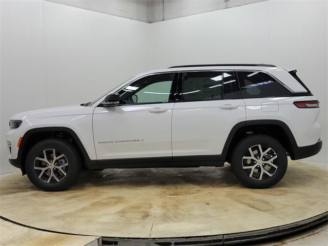 new 2025 Jeep Grand Cherokee car, priced at $44,279