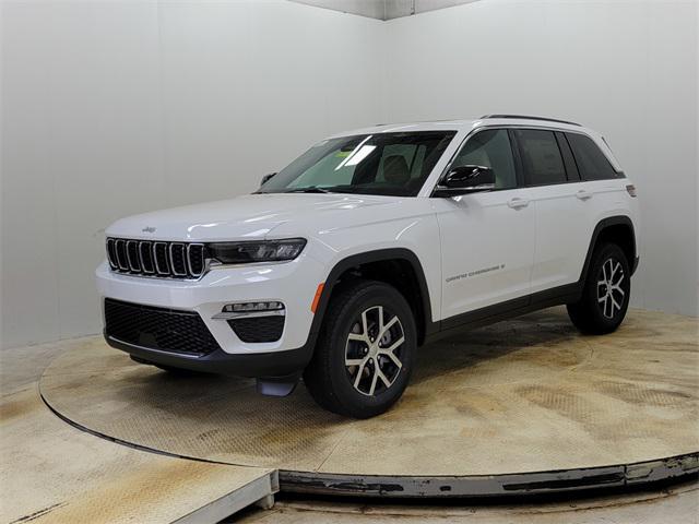 new 2025 Jeep Grand Cherokee car, priced at $44,279