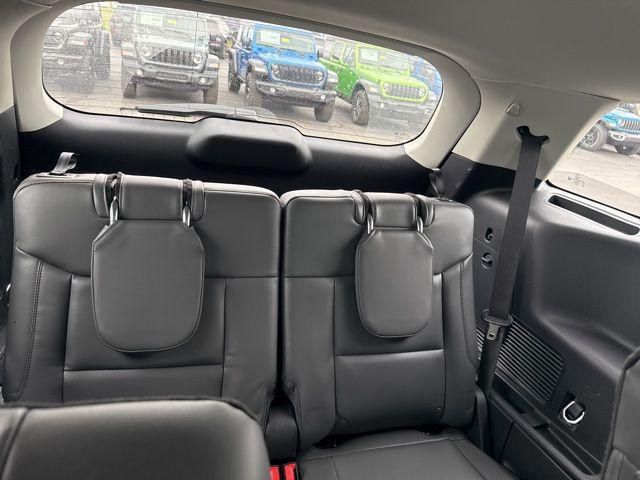 used 2025 Ford Explorer car, priced at $38,990