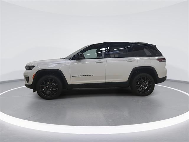 new 2025 Jeep Grand Cherokee car, priced at $46,258