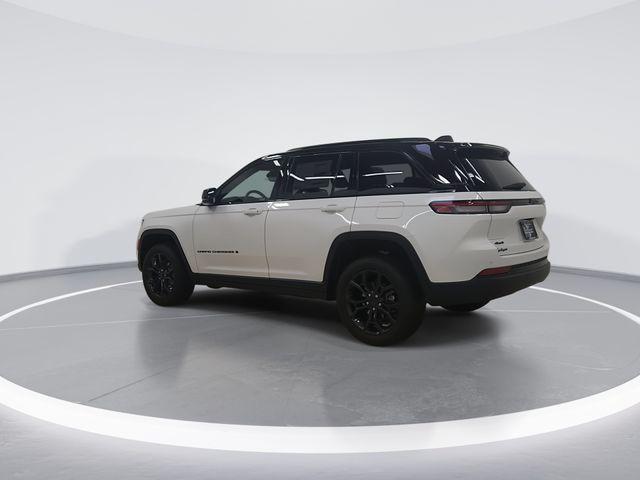 new 2025 Jeep Grand Cherokee car, priced at $46,258