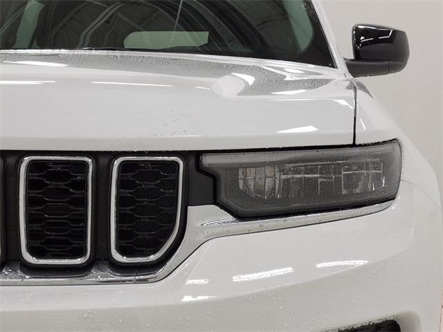 new 2023 Jeep Grand Cherokee car, priced at $37,990