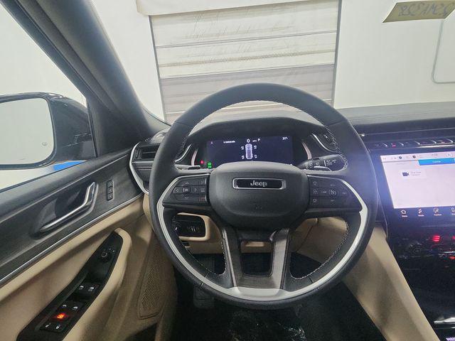 new 2025 Jeep Grand Cherokee car, priced at $46,776