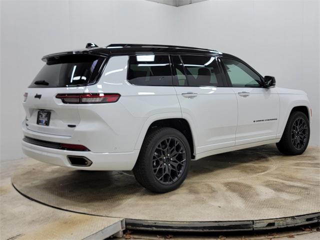 new 2025 Jeep Grand Cherokee L car, priced at $67,066