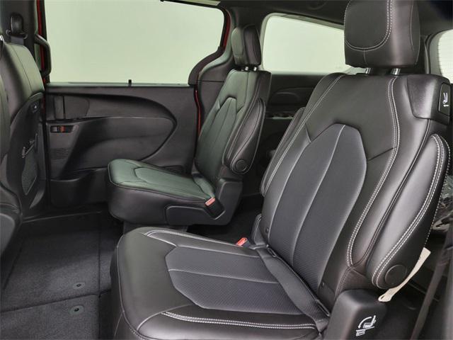 new 2025 Chrysler Pacifica car, priced at $44,990