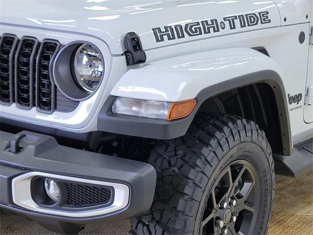 new 2025 Jeep Gladiator car, priced at $42,570