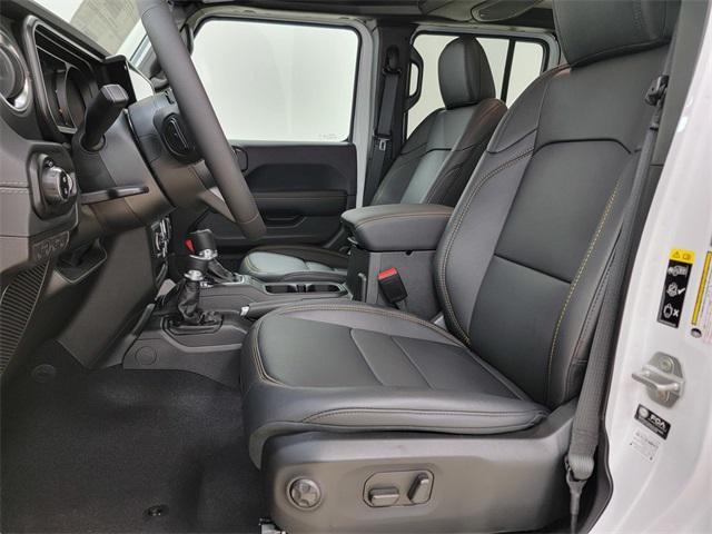 new 2025 Jeep Gladiator car, priced at $42,570