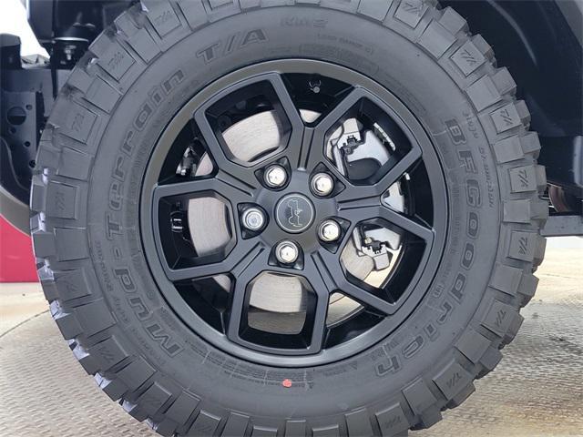 new 2025 Jeep Gladiator car, priced at $42,570