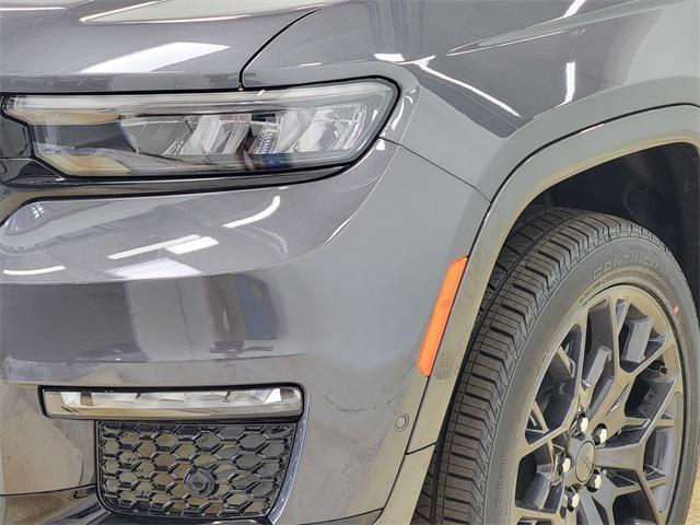 new 2025 Jeep Grand Cherokee L car, priced at $63,242