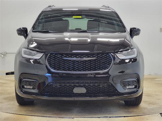 new 2026 Chrysler Pacifica car, priced at $50,990