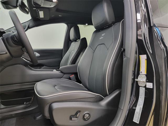 new 2026 Chrysler Pacifica car, priced at $50,990
