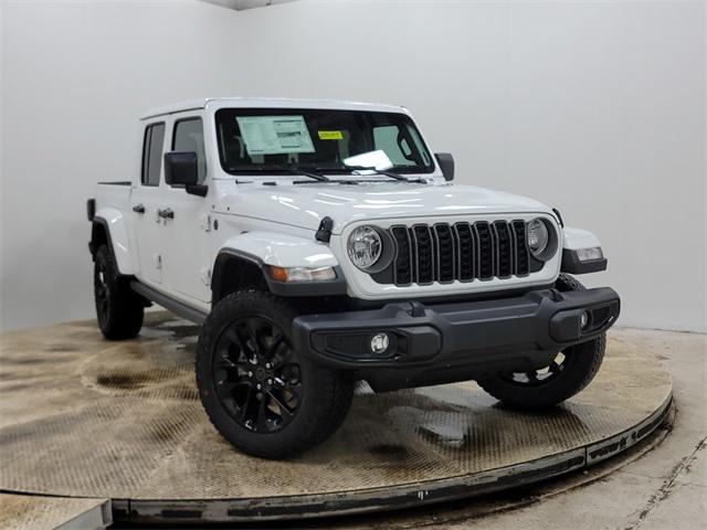 new 2025 Jeep Gladiator car, priced at $39,990