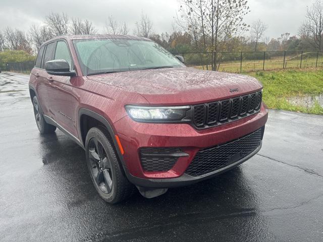 used 2023 Jeep Grand Cherokee car, priced at $28,990