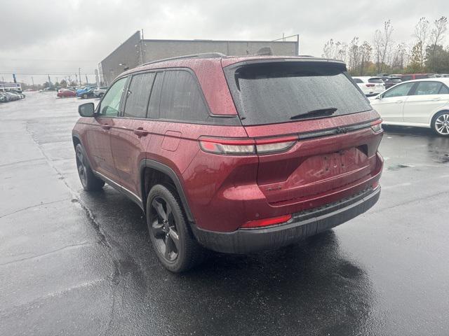used 2023 Jeep Grand Cherokee car, priced at $28,990
