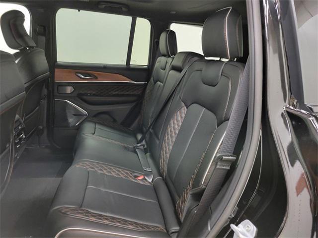 new 2025 Jeep Grand Cherokee car, priced at $61,990