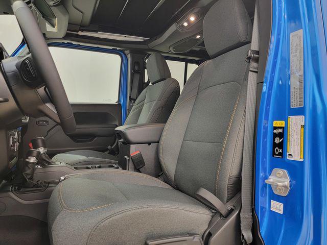 new 2025 Jeep Wrangler car, priced at $42,359