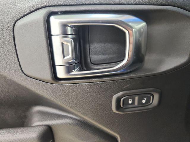 new 2026 Jeep Wrangler car, priced at $36,229