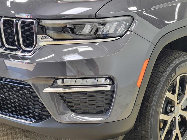 new 2025 Jeep Grand Cherokee car, priced at $43,411