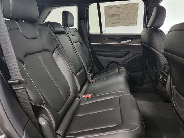new 2025 Jeep Grand Cherokee car, priced at $43,411
