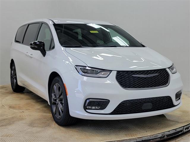 new 2026 Chrysler Pacifica car, priced at $41,990