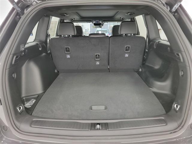 new 2025 Jeep Grand Cherokee car, priced at $45,168