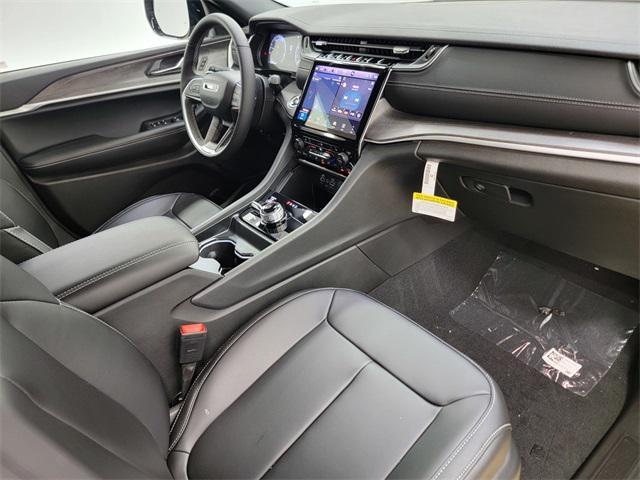 new 2025 Jeep Grand Cherokee car, priced at $45,168