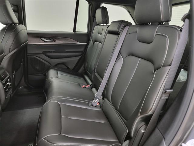 new 2025 Jeep Grand Cherokee car, priced at $45,168