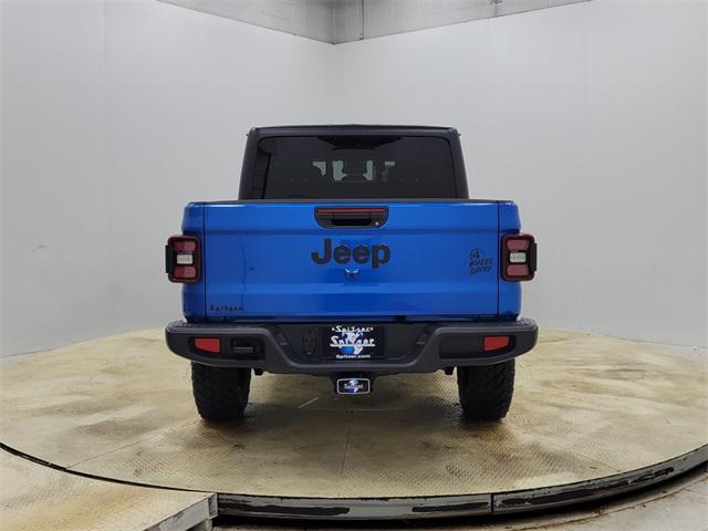 new 2025 Jeep Gladiator car, priced at $45,574
